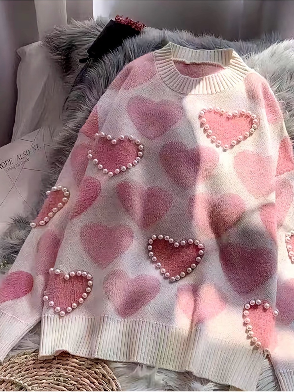 Women’s Pink Heart Pearl-Trim Knit Sweater size Xxl runs smaller